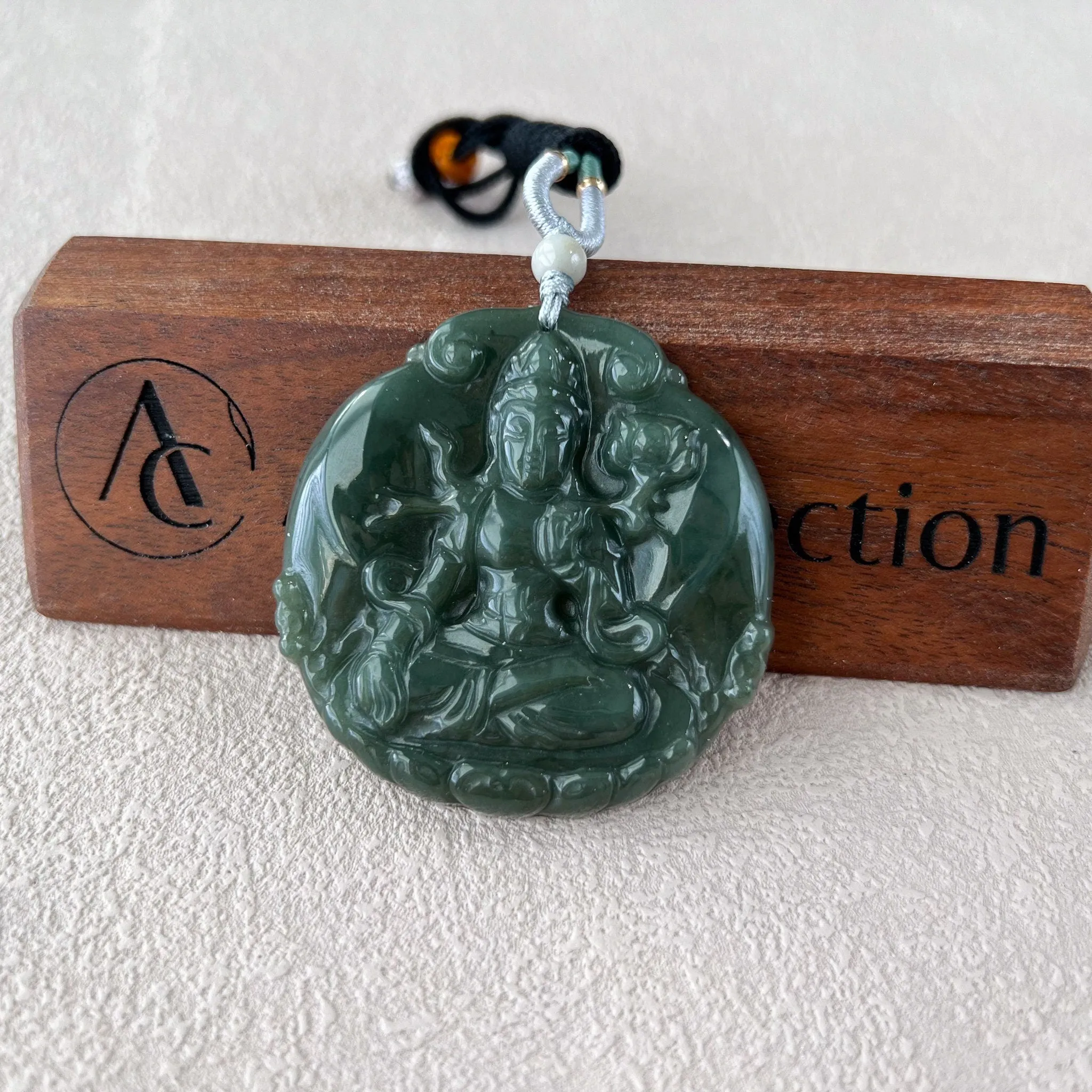 Jadeite Jade Mahasthamaprapta Buddha, Da Shi Zhi , Đại Thế Chí Bồ tát, 大势至, Green Jade Pendant Necklace, YJ-0322-0337608