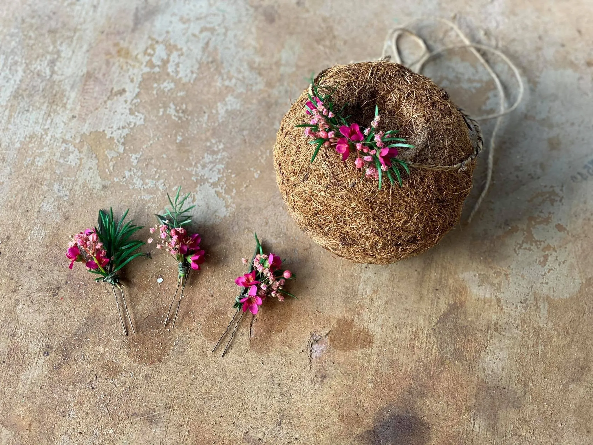 Pink newborn romantic crown Flower hair wreath Photo props Olive leaves flower wreath Blumen Haarkranz Bridal flower crown Pink and Green