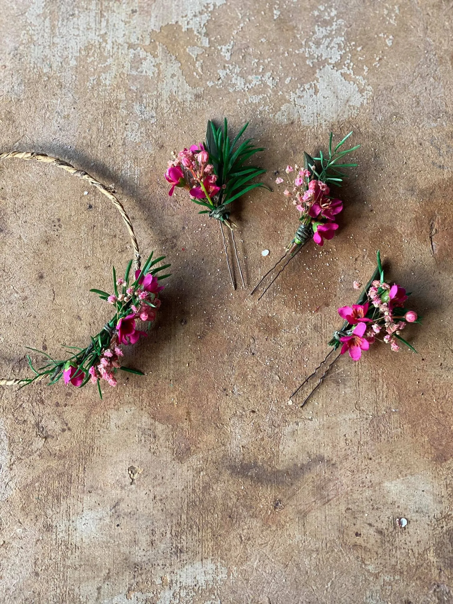 Pink newborn romantic crown Flower hair wreath Photo props Olive leaves flower wreath Blumen Haarkranz Bridal flower crown Pink and Green